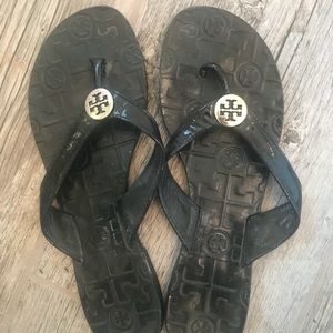 Tory Burch Flip Flip  Black Patent Leather